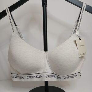 Calvin Klein Women's Cream Bralette